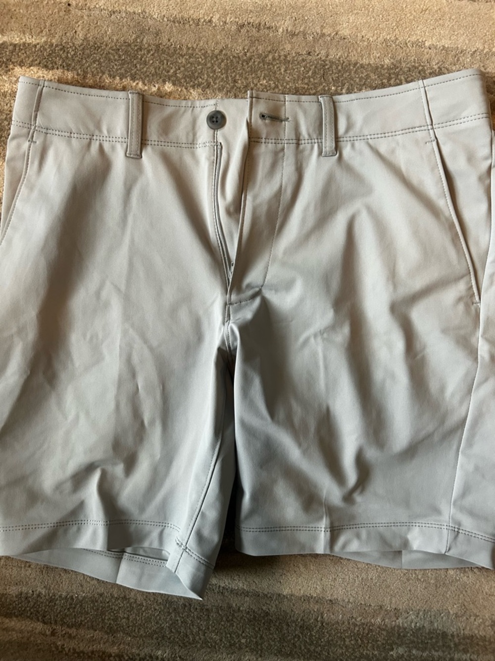 Haggar Light Gray Men’s Flat Front Shorts